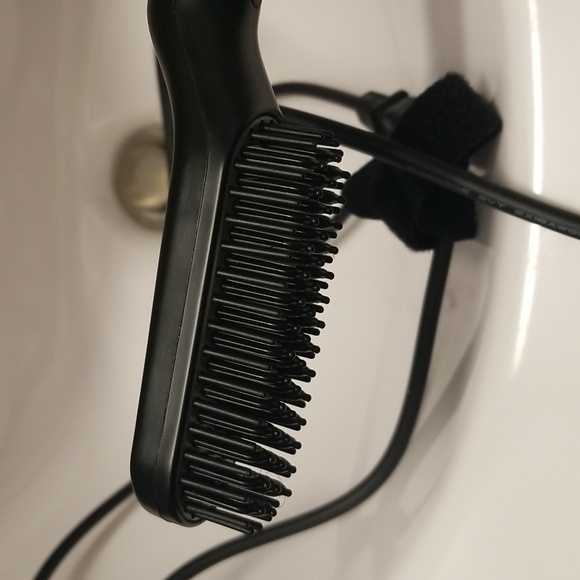 Beard Straightener - Picture 3 of 9